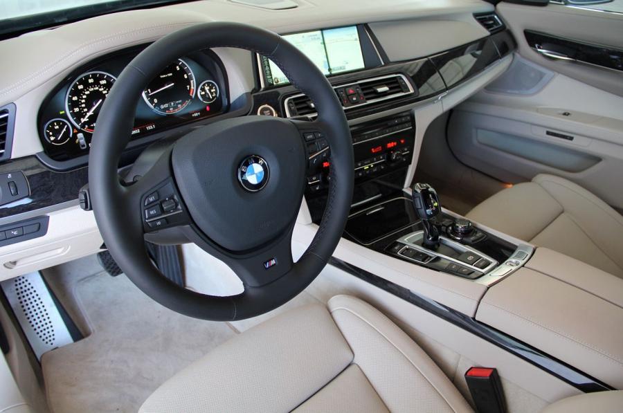 BMW 750iL 2013 года  (фото 86 из 96)